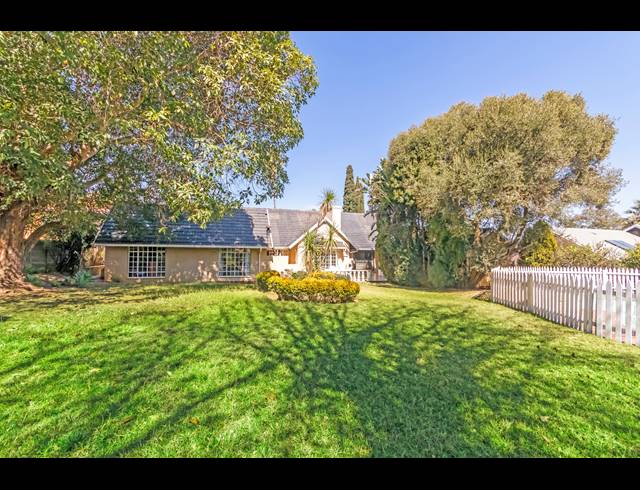 5 BEDROOM HOUSE RENTED IN WENDYWOOD